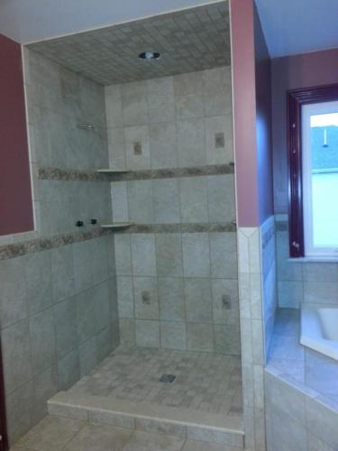 shower-surround-tile-10