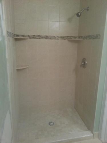 shower-surround-tile-3