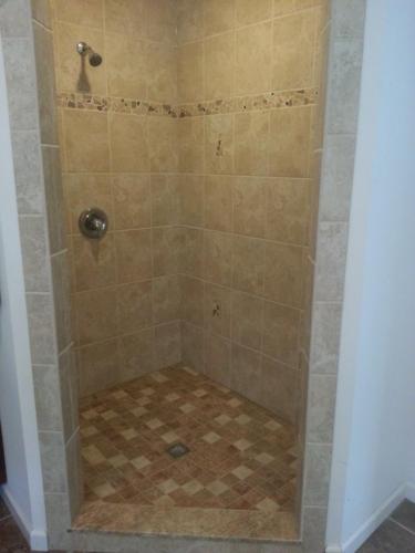 shower-surround-tile-4